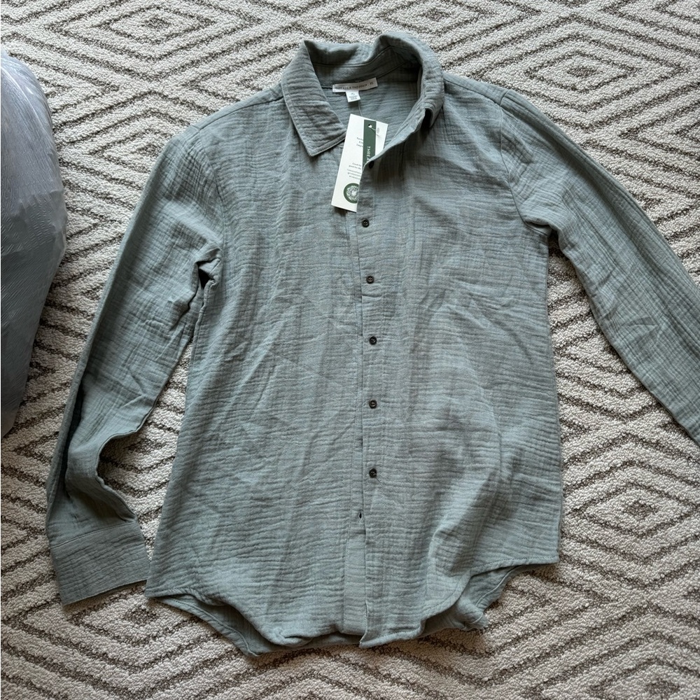 Thread for Thought gray blue button up shirt